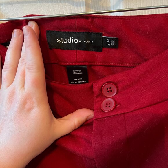 Torrid Studio by Torrid Womens Slacks Pants Plus Size Size 30R Red Comfy Stretch - Picture 2 of 5